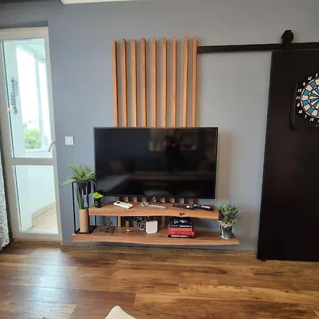 Apartment у дома Warna